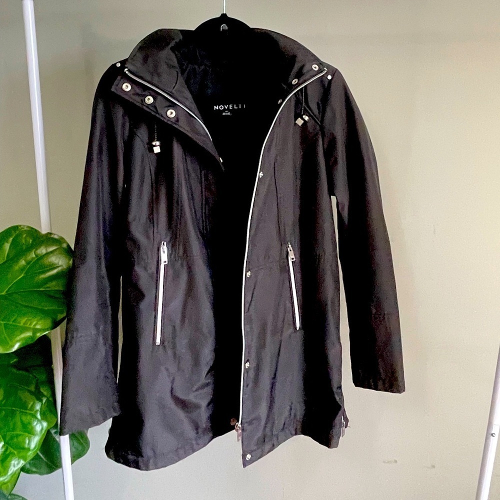 Novelti Black Raincoat with silver hardware and adjustable waist size S